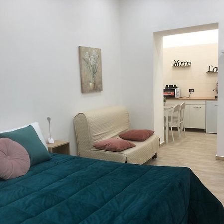 Casa Kiro Apartment เนเปิลส์ ภายนอก รูปภาพ