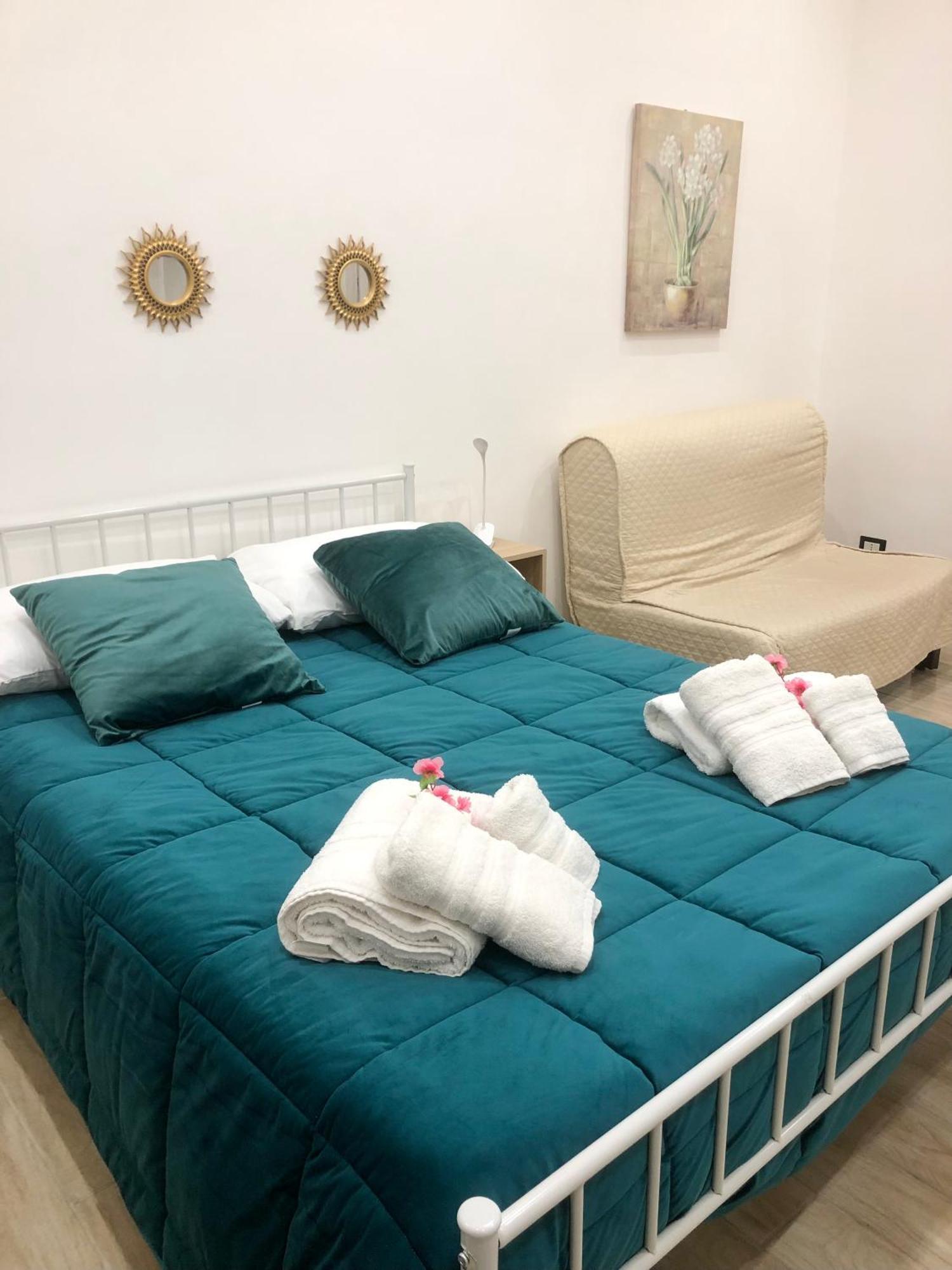 Casa Kiro Apartment เนเปิลส์ ภายนอก รูปภาพ
